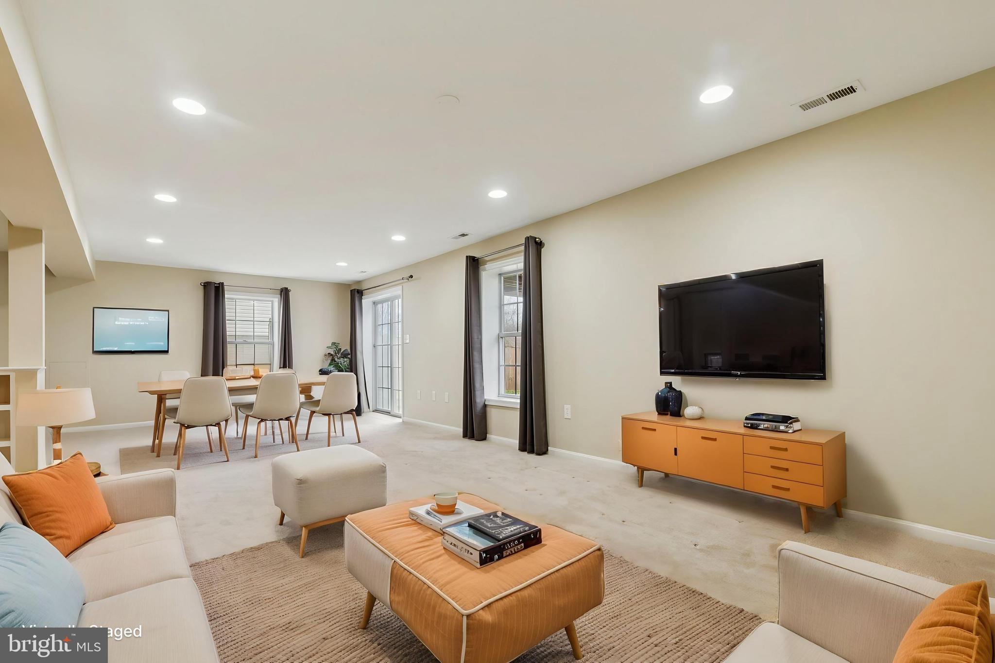 ROSEBERRY - Residential