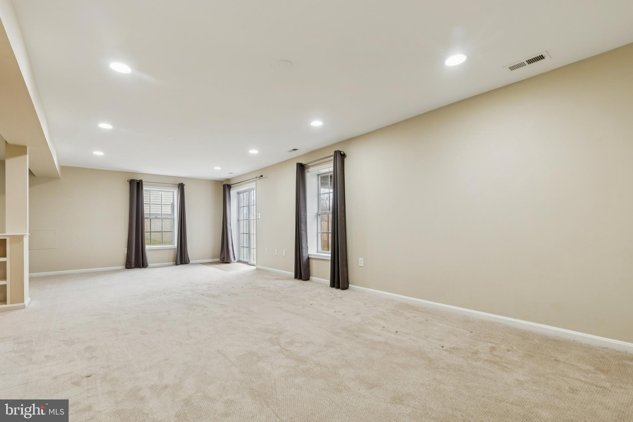 ROSEBERRY - Residential