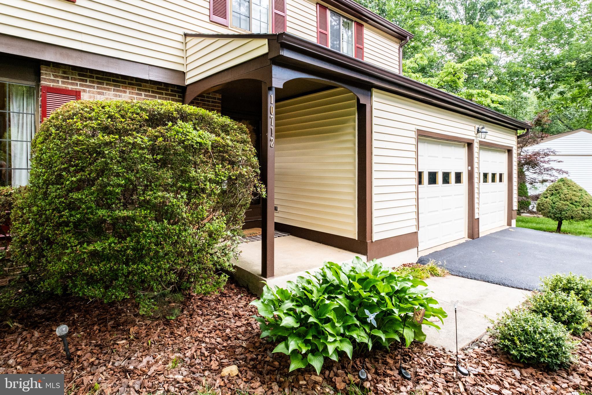 10712 FREDS OAK COURT