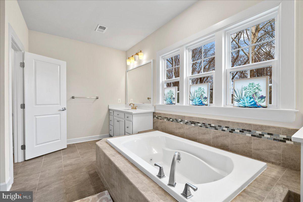 FAIRWOOD - Residential