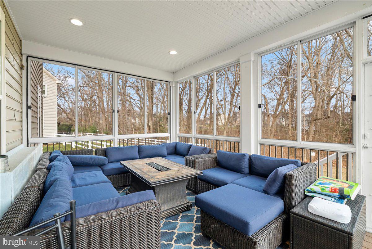 FAIRWOOD - Residential