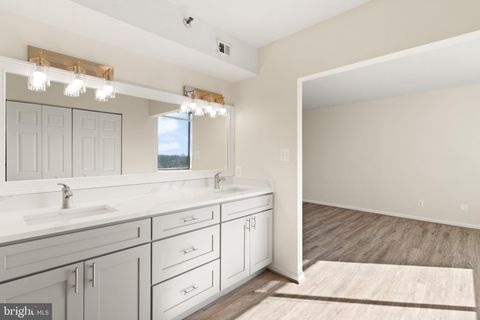 3713 S GEORGE MASON DRIVE 906W FALLS CHURCH VA 22041