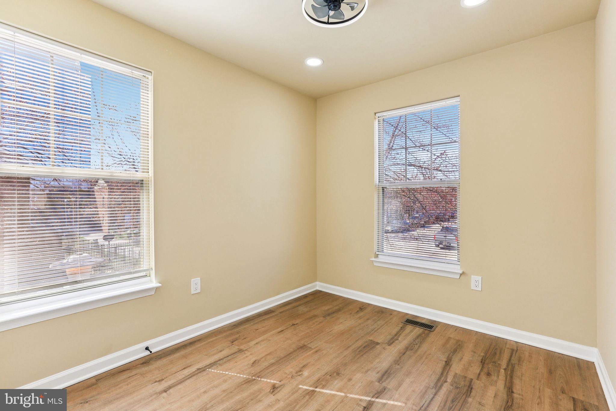 POPPLETON - Residential