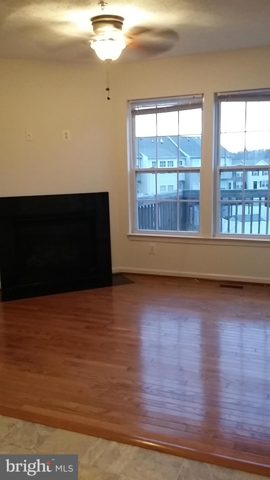 HOLLY WOODS - Residential Lease