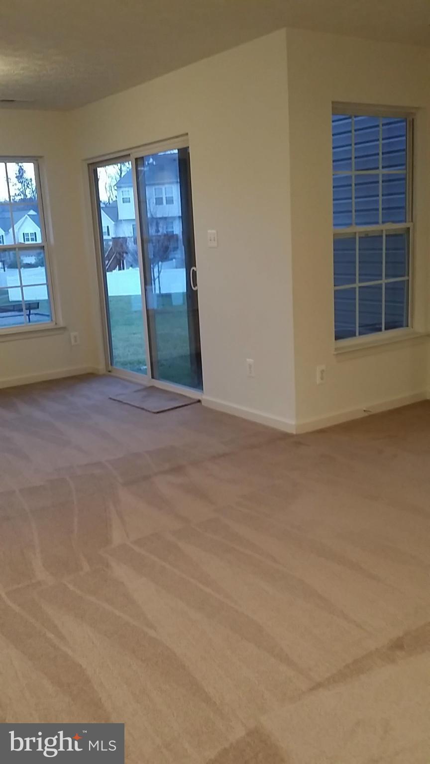 HOLLY WOODS - Residential Lease