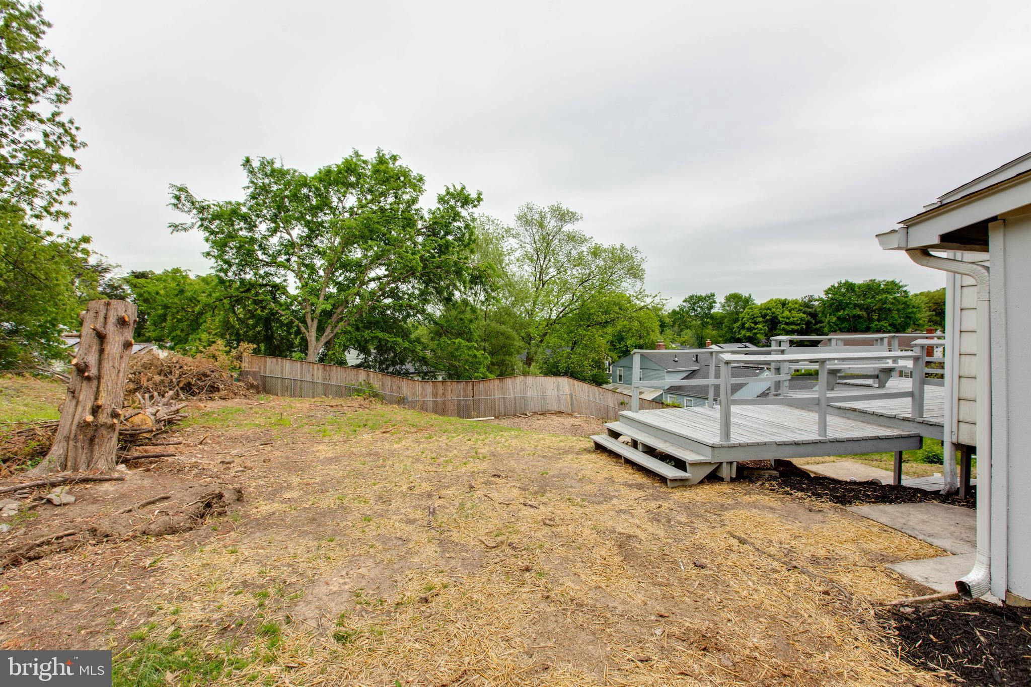 WHITE OAK MANOR - Residential