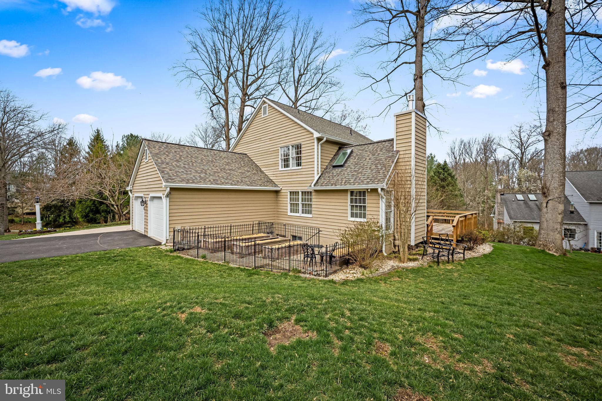 TURF VALLEY OVERLOOK - Residential