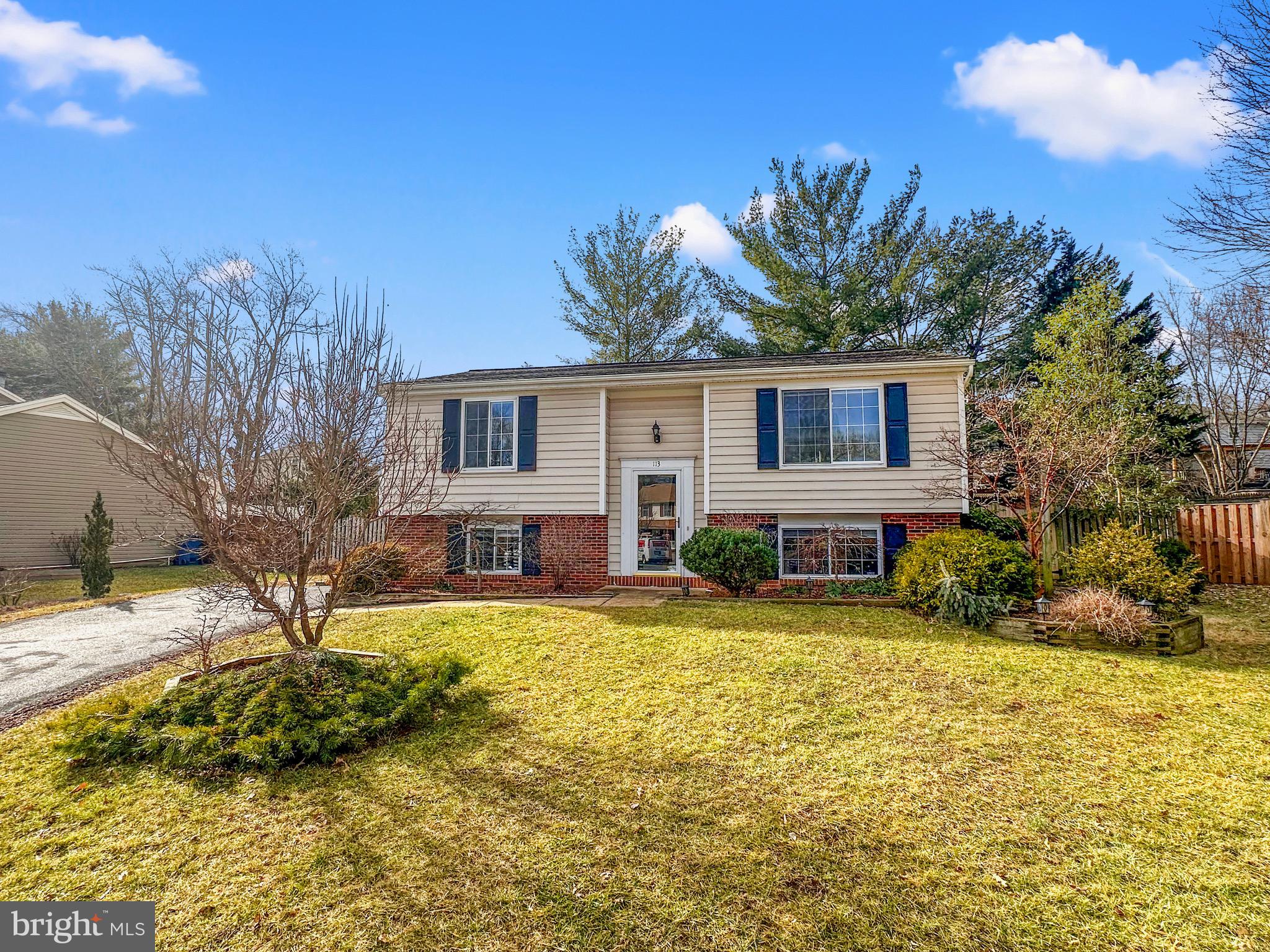 SUNDAY OPEN HOUSE CANCELLED!! Welcome to 113 Seneca Chase, a beautifully updated 3-bedroom, 2-bathroom home tucked away at the top of a peaceful cul-de-sac. Thoughtfully designed with modern upgrades throughout, this home offers a perfect blend of style, comfort, and convenience. Step inside to an airy and sunlit living room, where brand-new LVP flooring (2024) adds warmth and elegance. The open-concept flow leads effortlessly into the dining area and updated kitchen, complete with new appliances (2024), ensuring both functionality and style. Down the hall, you’ll find two spacious bedrooms, each offering generous closet space. The fully renovated hall bathroom (2024) features timeless finishes and a fresh, modern aesthetic. The lower level is a true sanctuary, perfect for relaxation or entertaining. Enjoy a large recreation room/second living area, an expansive third bedroom with a walk-in closet, and a stunning full bathroom (renovated in 2024), complete with a soaking tub for ultimate comfort. Need extra space? The versatile nook with built-in shelving is ideal for a home office, playroom, or cozy reading corner—tailor it to your lifestyle! Step outside onto your brand-new deck (2024)—a perfect spot for morning coffee, summer barbecues, or simply unwinding while overlooking the expansive backyard. This gardener’s paradise comes alive year-round with perennials, vibrant flowering shrubs, and unique specimen trees.. Plus, a fenced-in garden area is ready for your homegrown vegetables and herbs! Nestled in a friendly and well-established neighborhood, this home offers easy access to shopping, dining, public transportation, Dulles Airport, and major commuting routes, making daily life a breeze. With its modern updates, thoughtful layout, and stunning outdoor space, this home is truly move-in ready. Updates: Water Heater, HVAC, Sump pump, Deck, kitchen appliances, LVP flooring, both bathrooms, were all updated in 2024. Don’t miss the opportunity to make it yours!