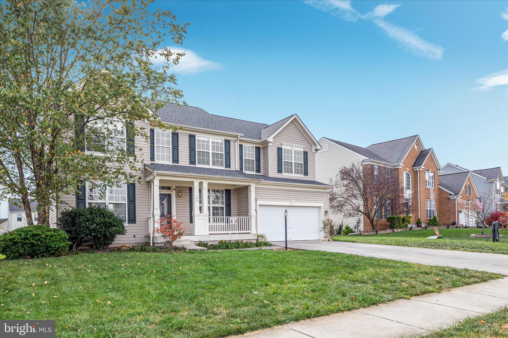 THE GUARDS - Residential