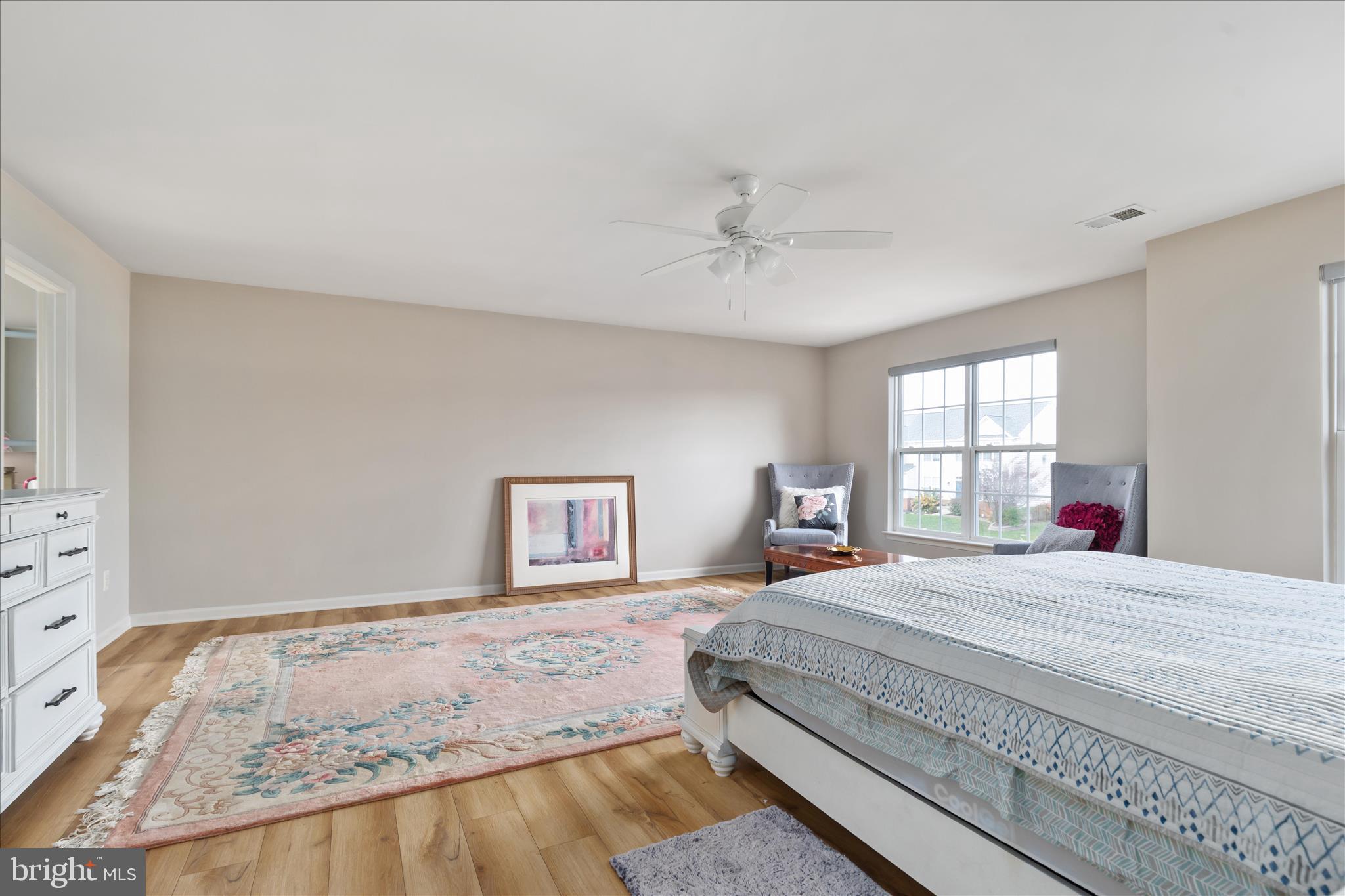 THE GUARDS - Residential