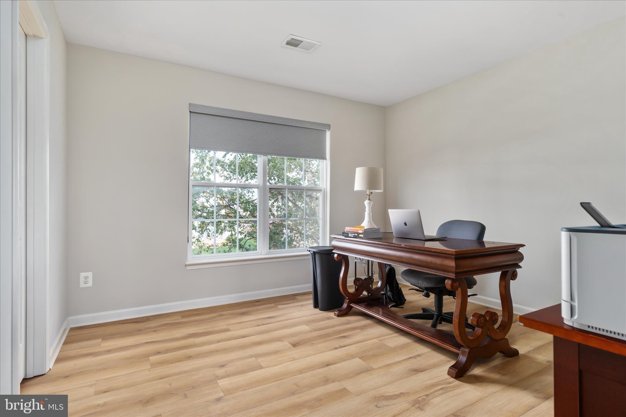 THE GUARDS - Residential