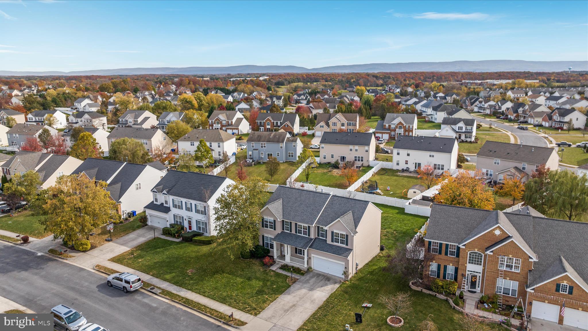 THE GUARDS - Residential