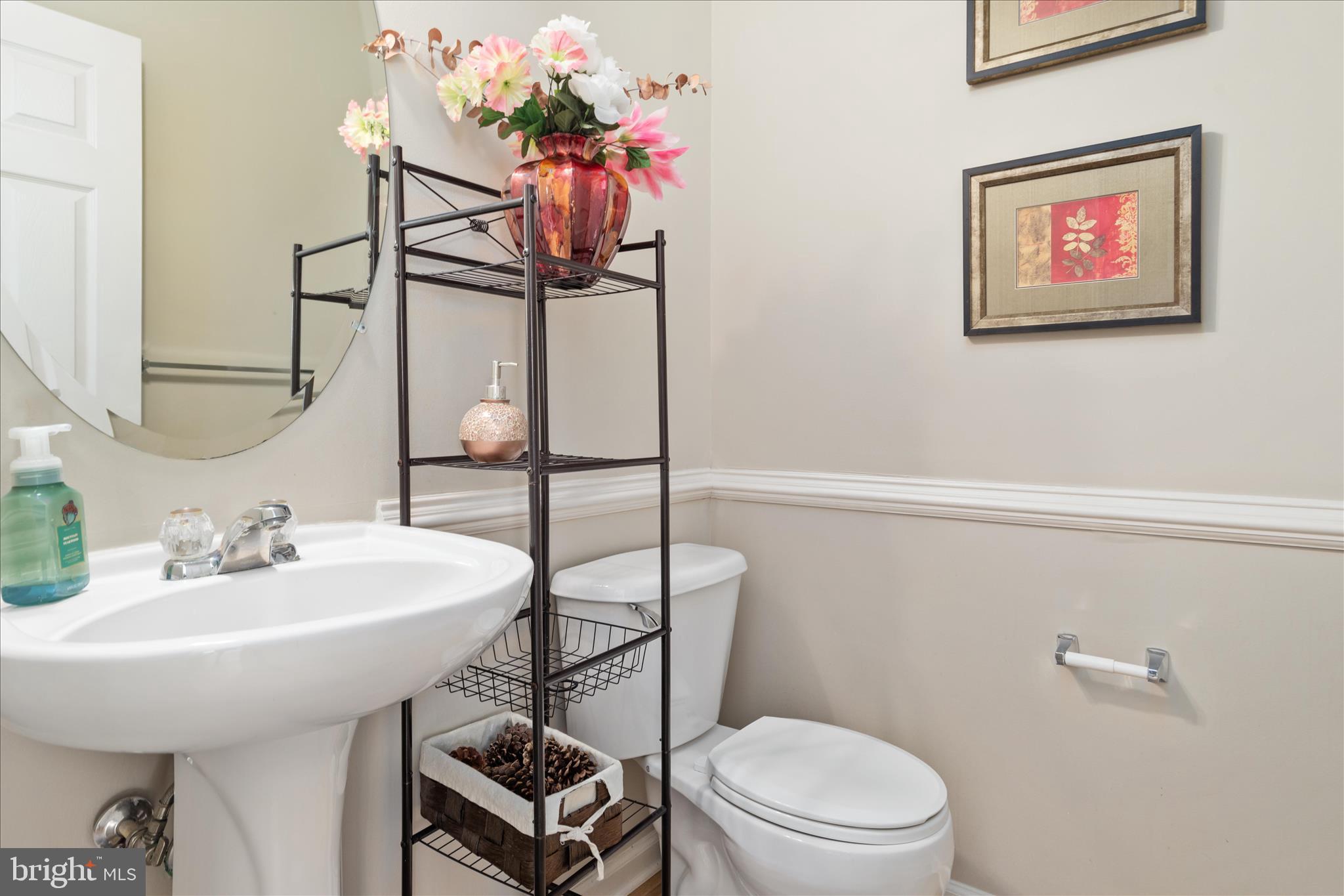 THE GUARDS - Residential