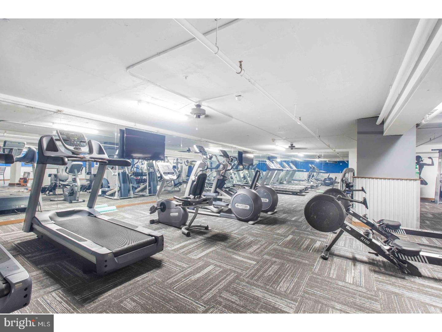 FAIRMOUNT - Residential Lease