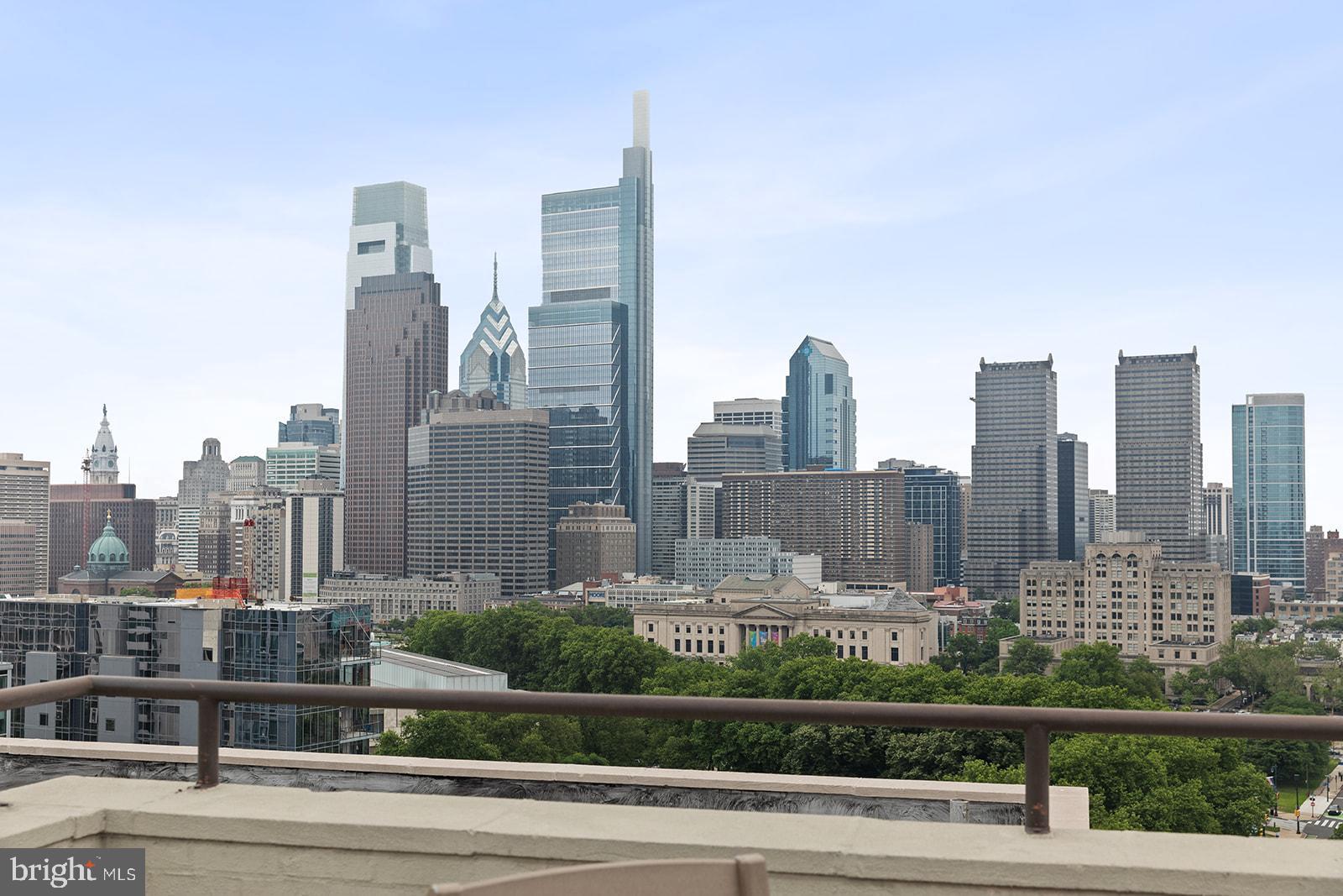 FAIRMOUNT - Residential Lease