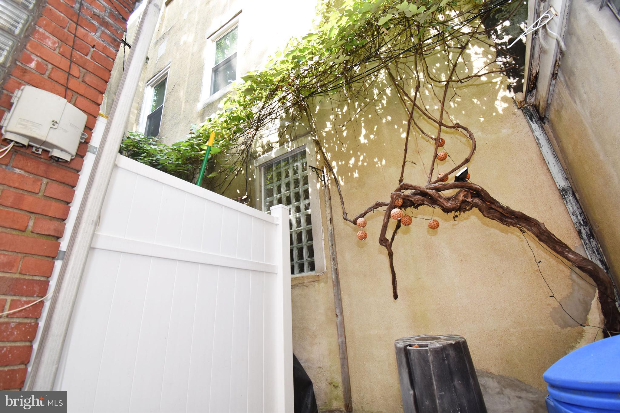 BELLA VISTA - Residential