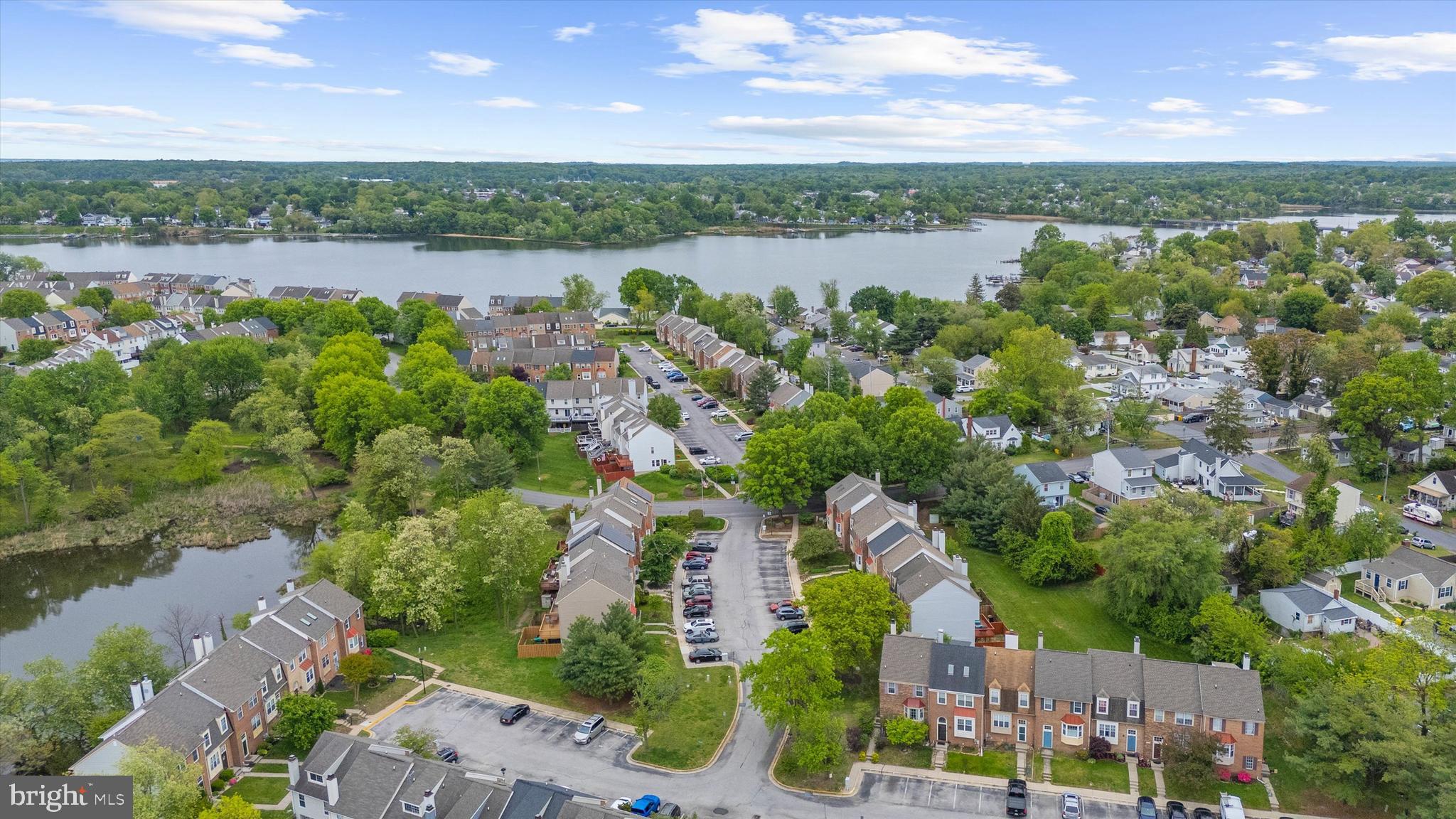 STONEY BEACH - Residential
