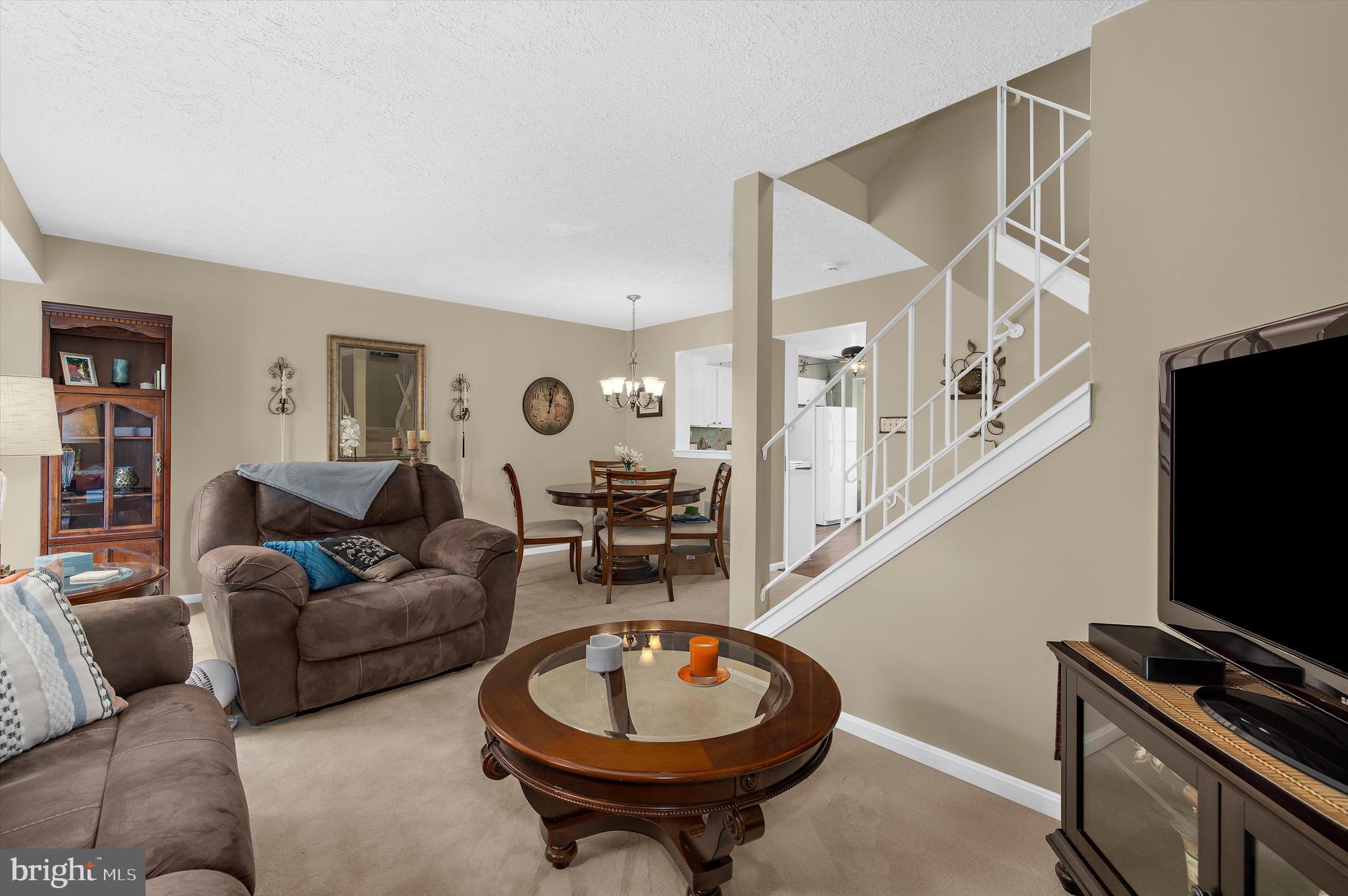 STONEY BEACH - Residential