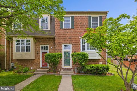 Photo of 7785 Cox Point Ct #458, STONEY BEACH, MD 21226 (MLS # MDAA2143906)