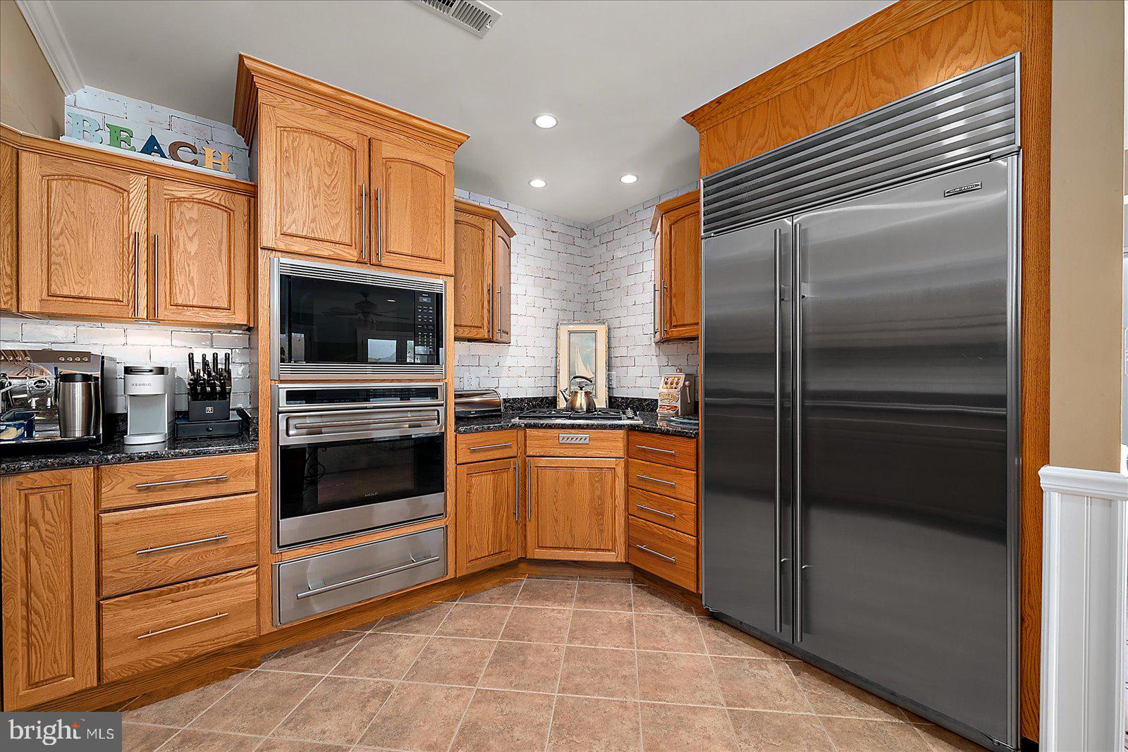 GLEN ACRES - Residential