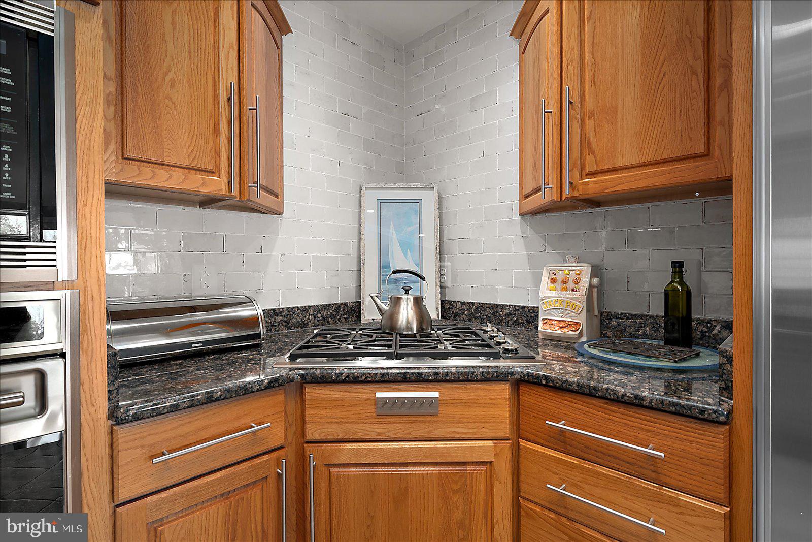 GLEN ACRES - Residential