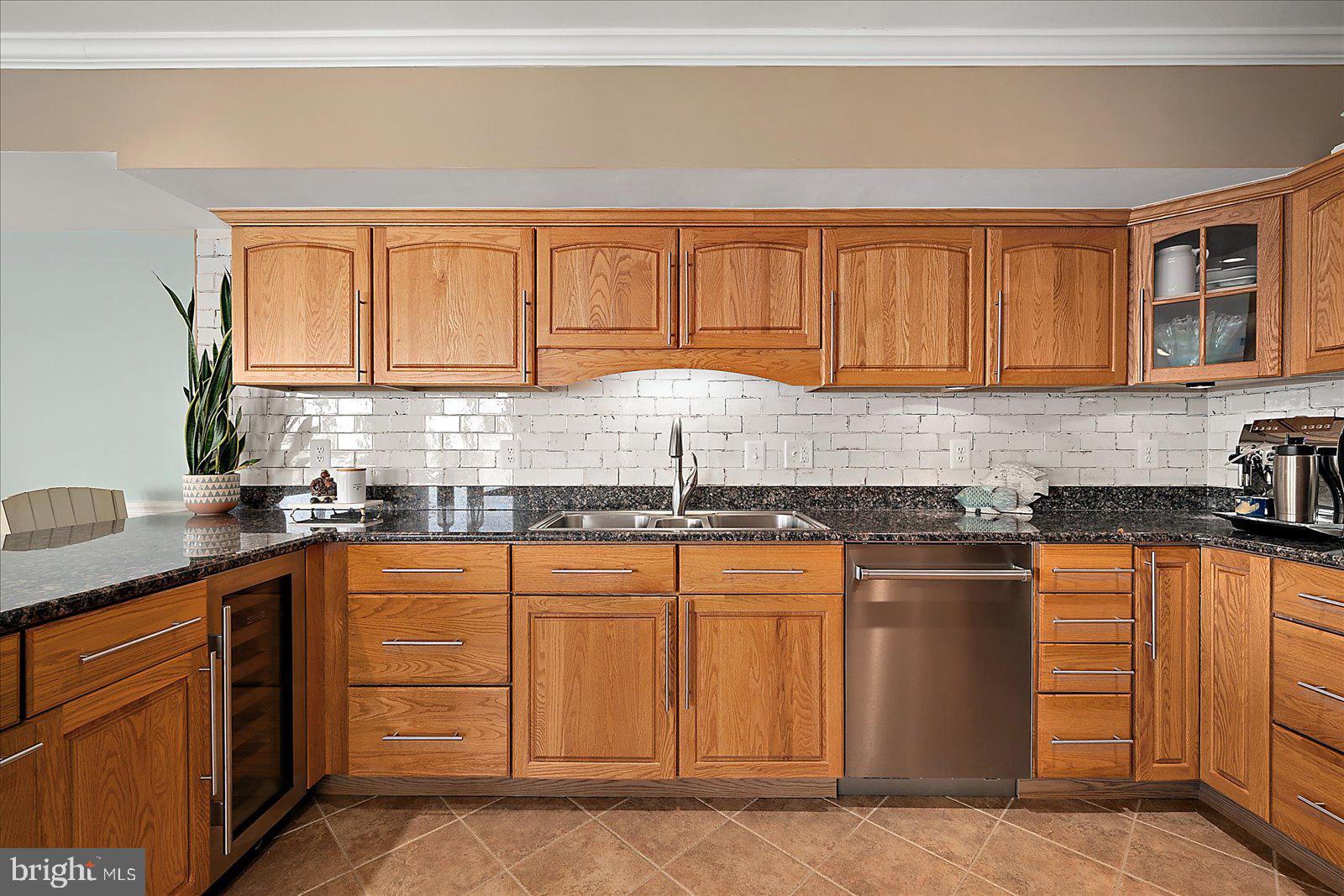 GLEN ACRES - Residential