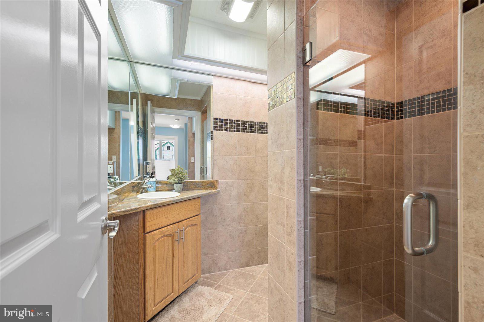 GLEN ACRES - Residential