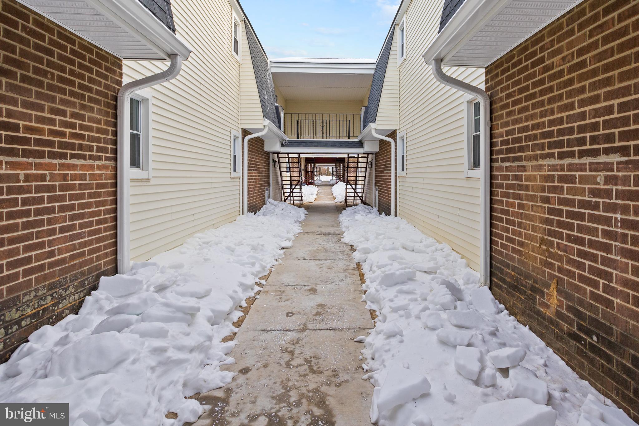 20 FLORENCE TOLLGATE -7