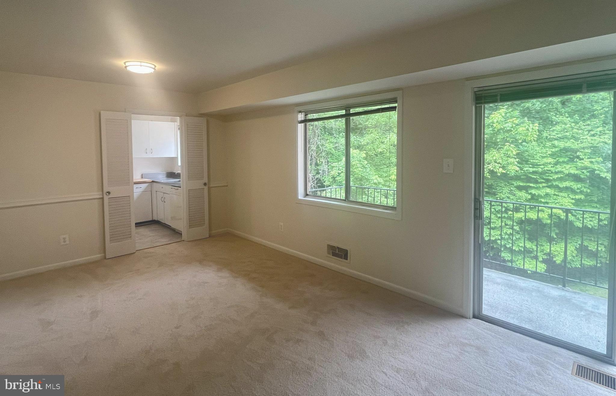 10642 MONTROSE AVENUE 103
