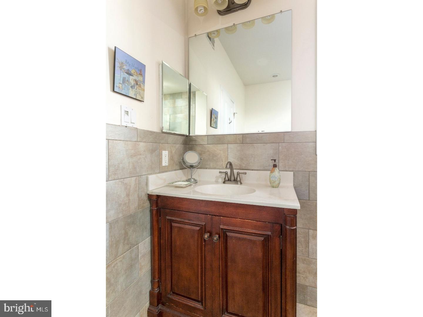 GRADUATE HOSPITAL - Residential