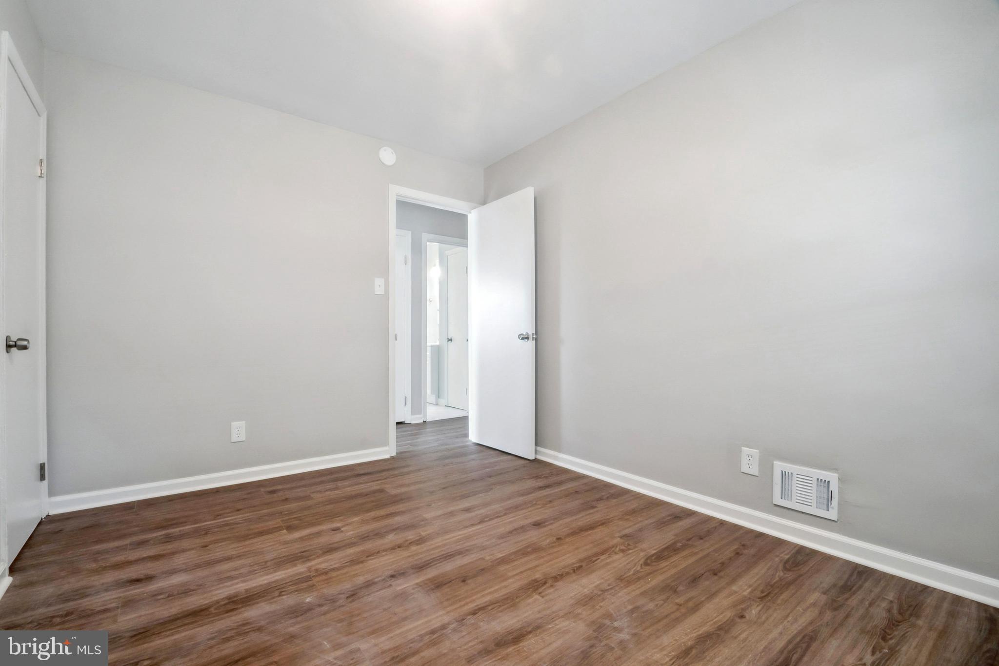 CAPITOL HEIGHTS - Residential Lease