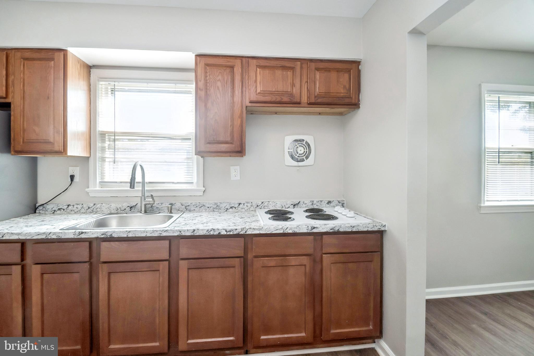 CAPITOL HEIGHTS - Residential Lease