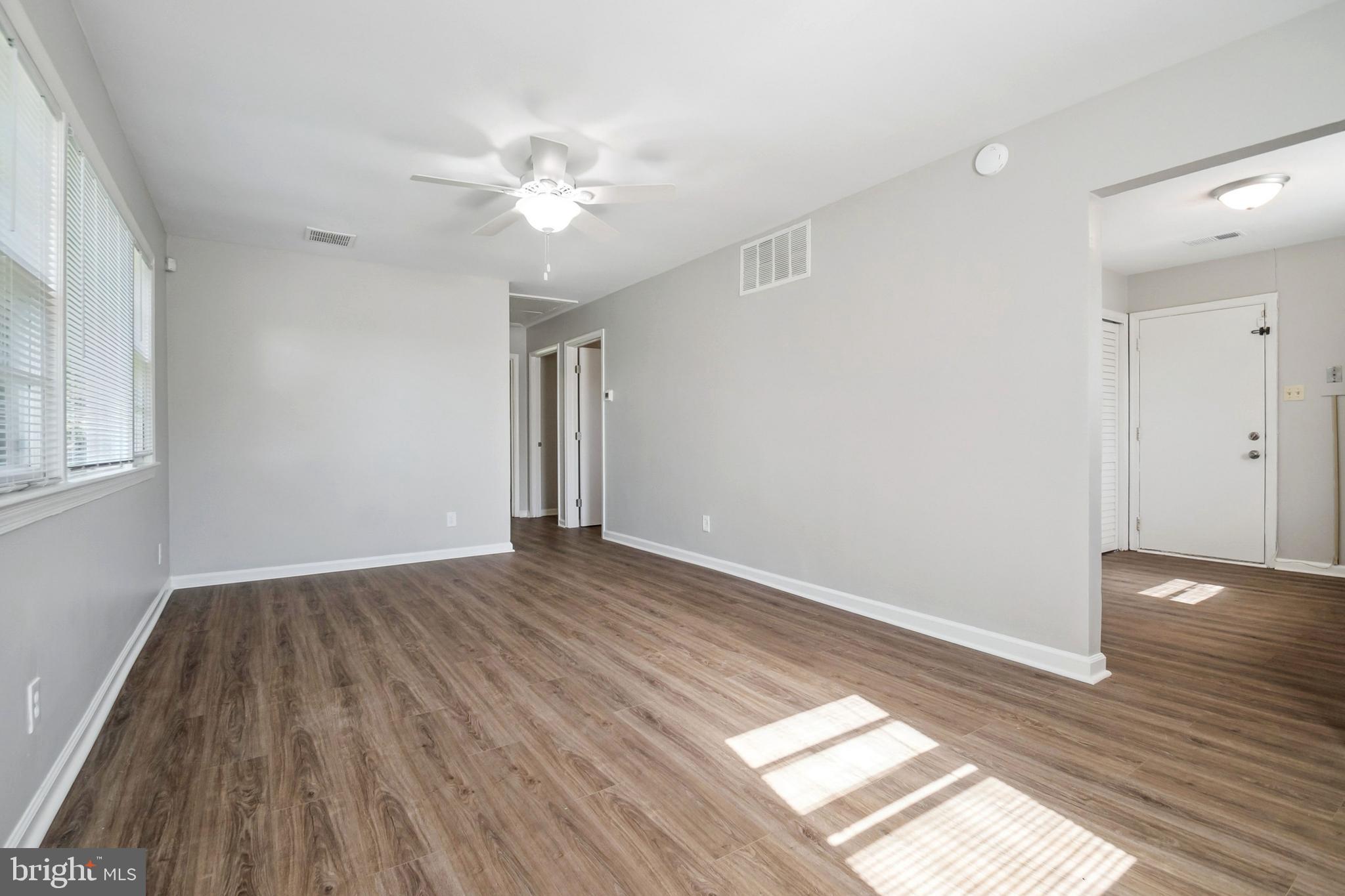 CAPITOL HEIGHTS - Residential Lease