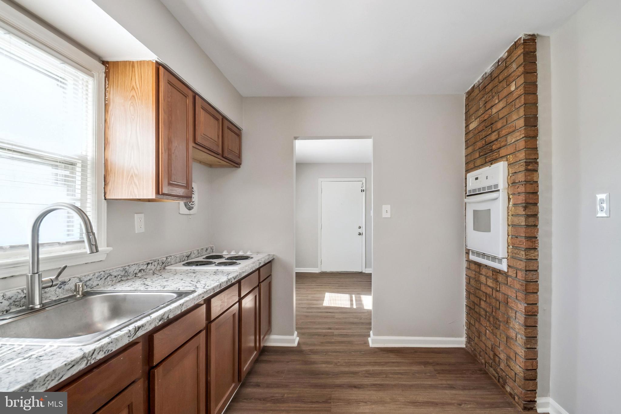 CAPITOL HEIGHTS - Residential Lease