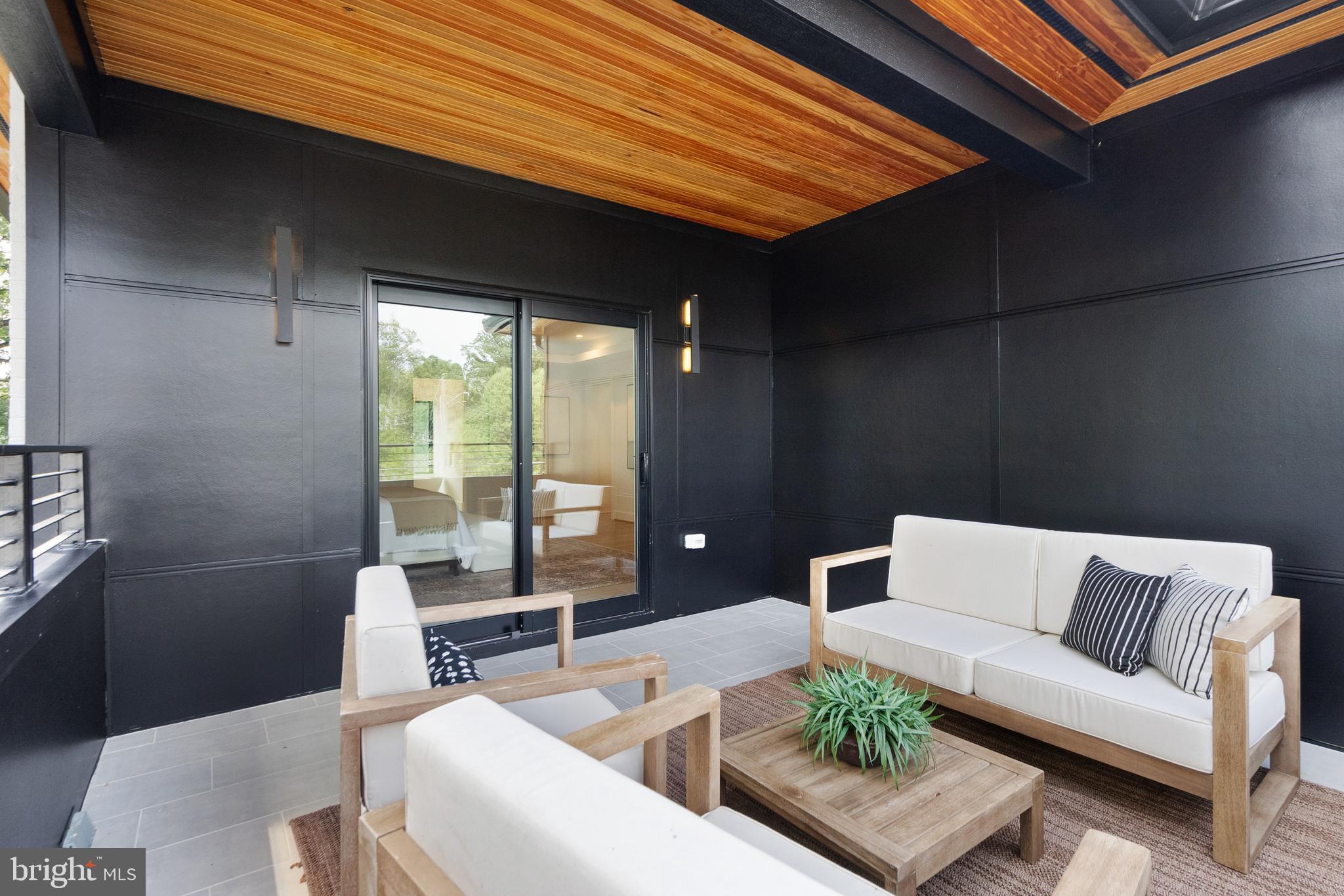 WESTMORELAND PARK - Residential