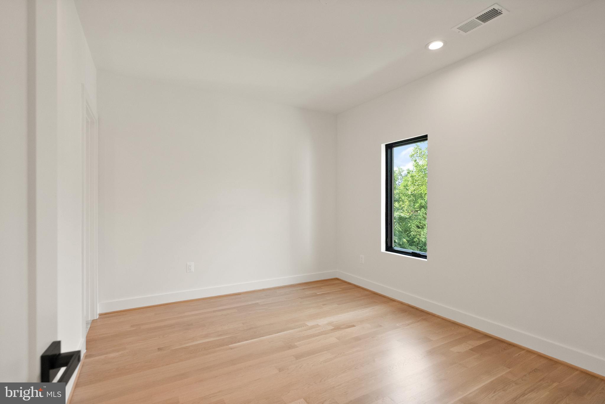 WESTMORELAND PARK - Residential