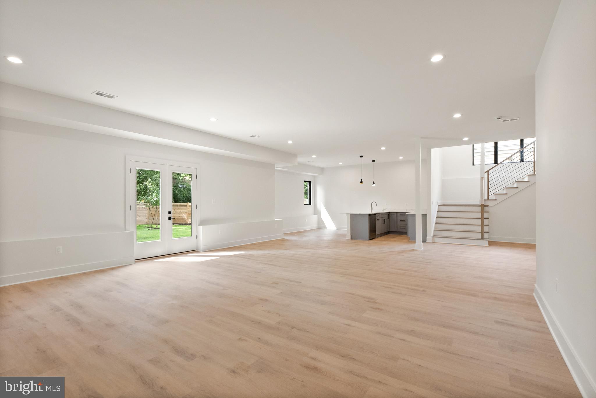 WESTMORELAND PARK - Residential