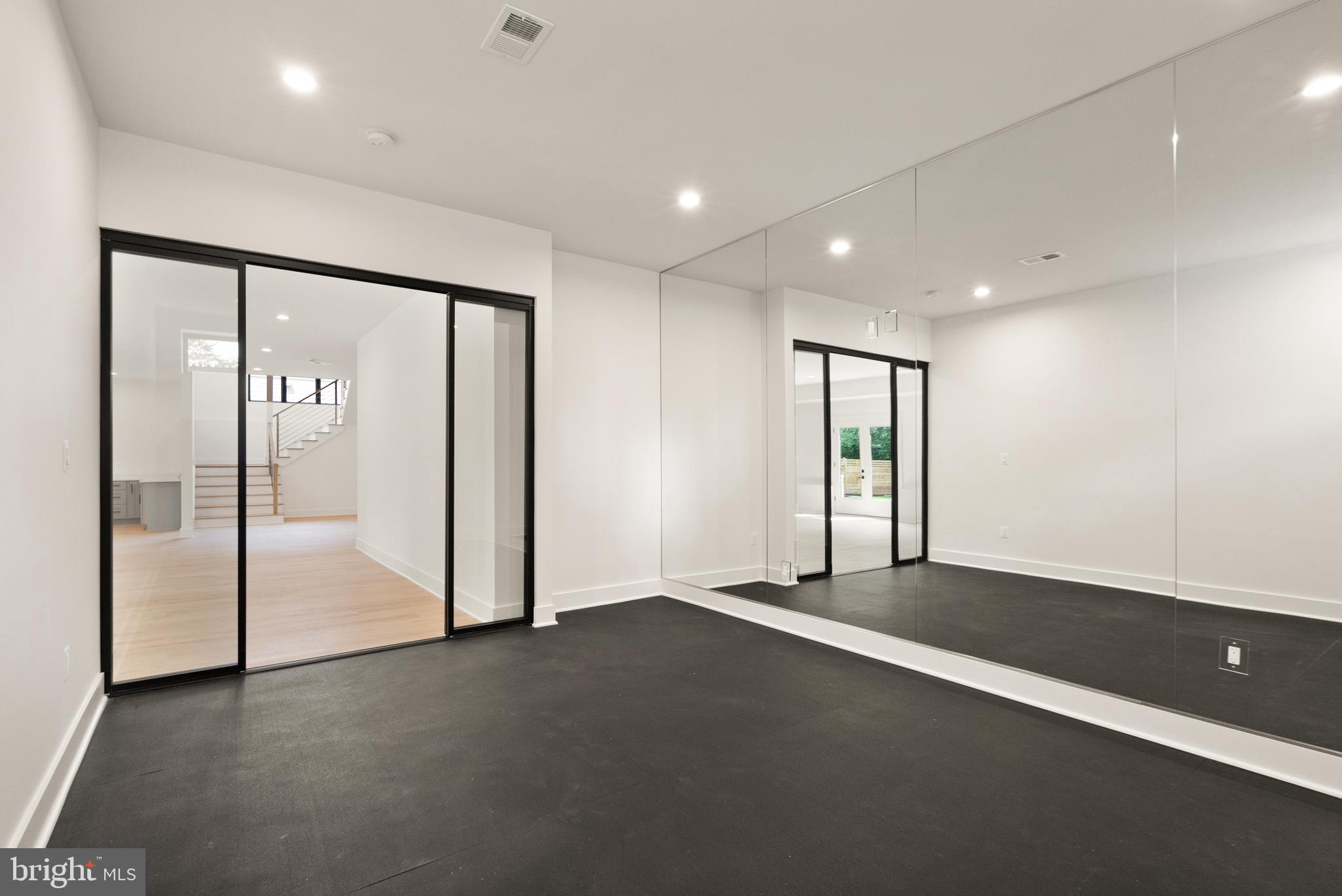 WESTMORELAND PARK - Residential