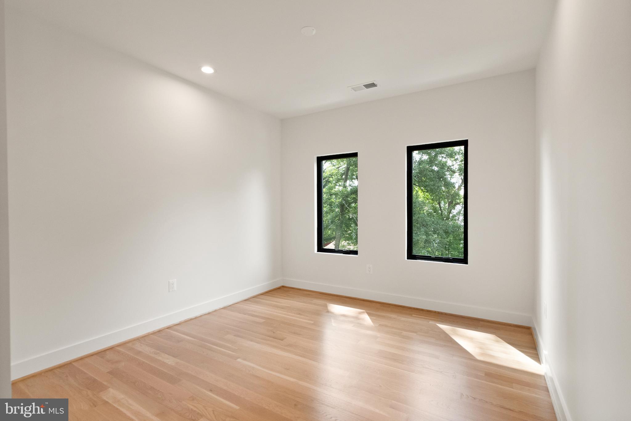 WESTMORELAND PARK - Residential