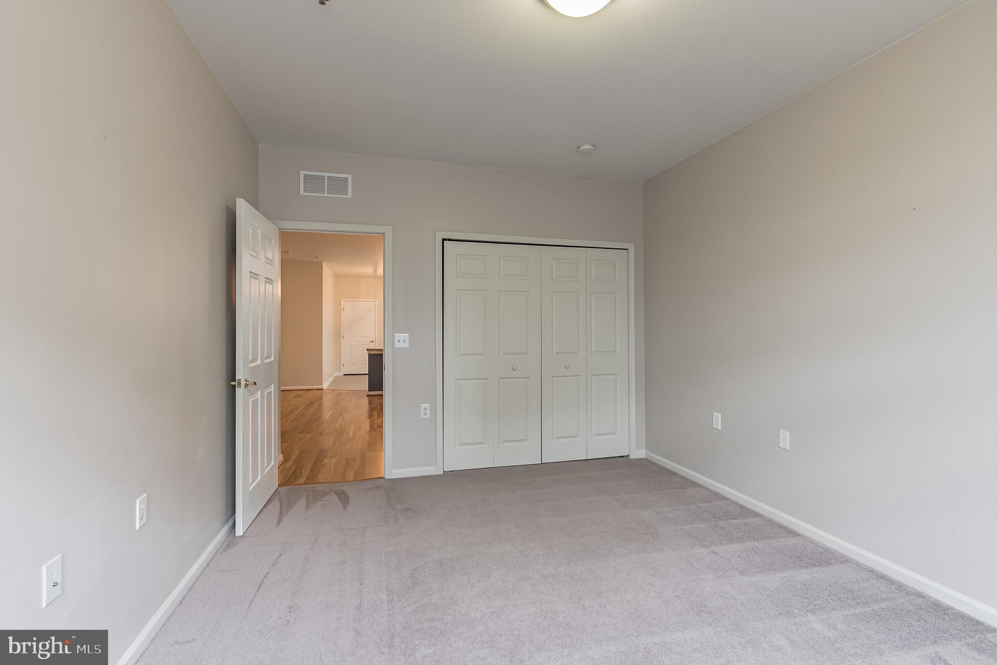 SMITHS CORNER - Residential