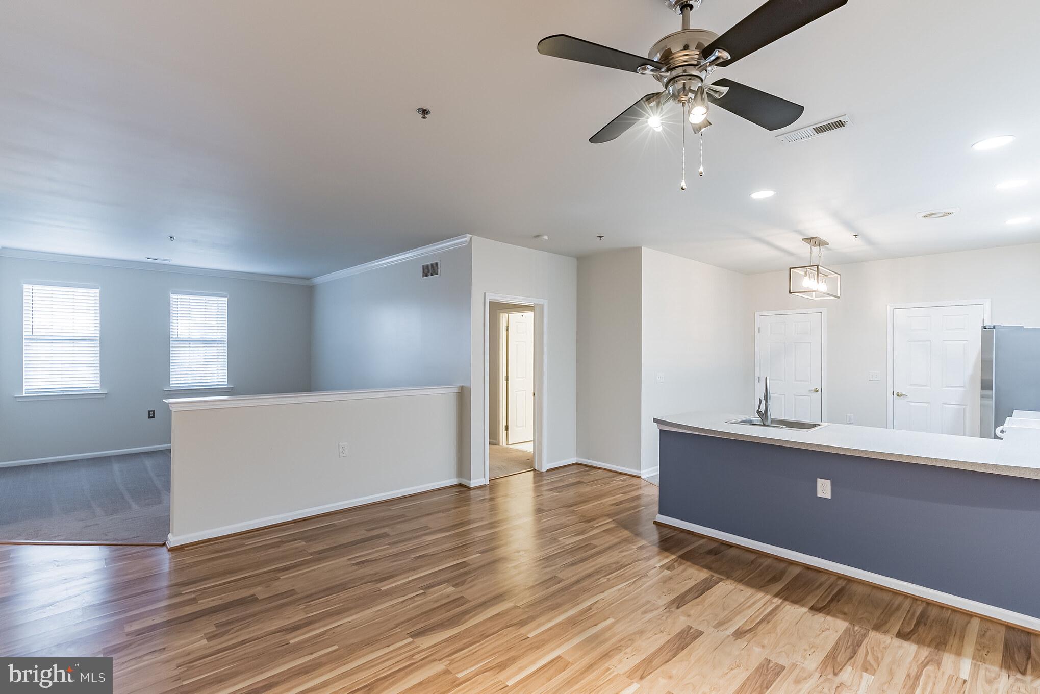 SMITHS CORNER - Residential