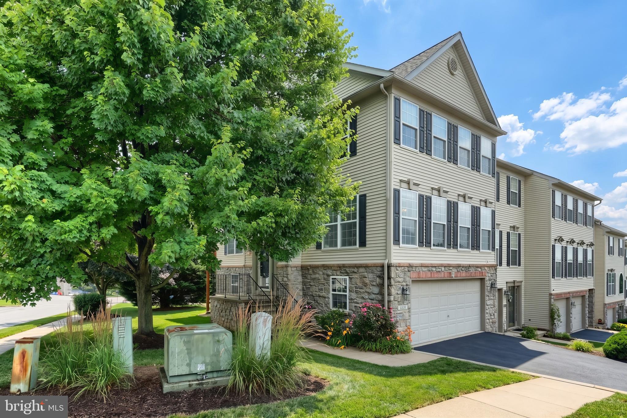2701 EQUESTRIAN DRIVE #140