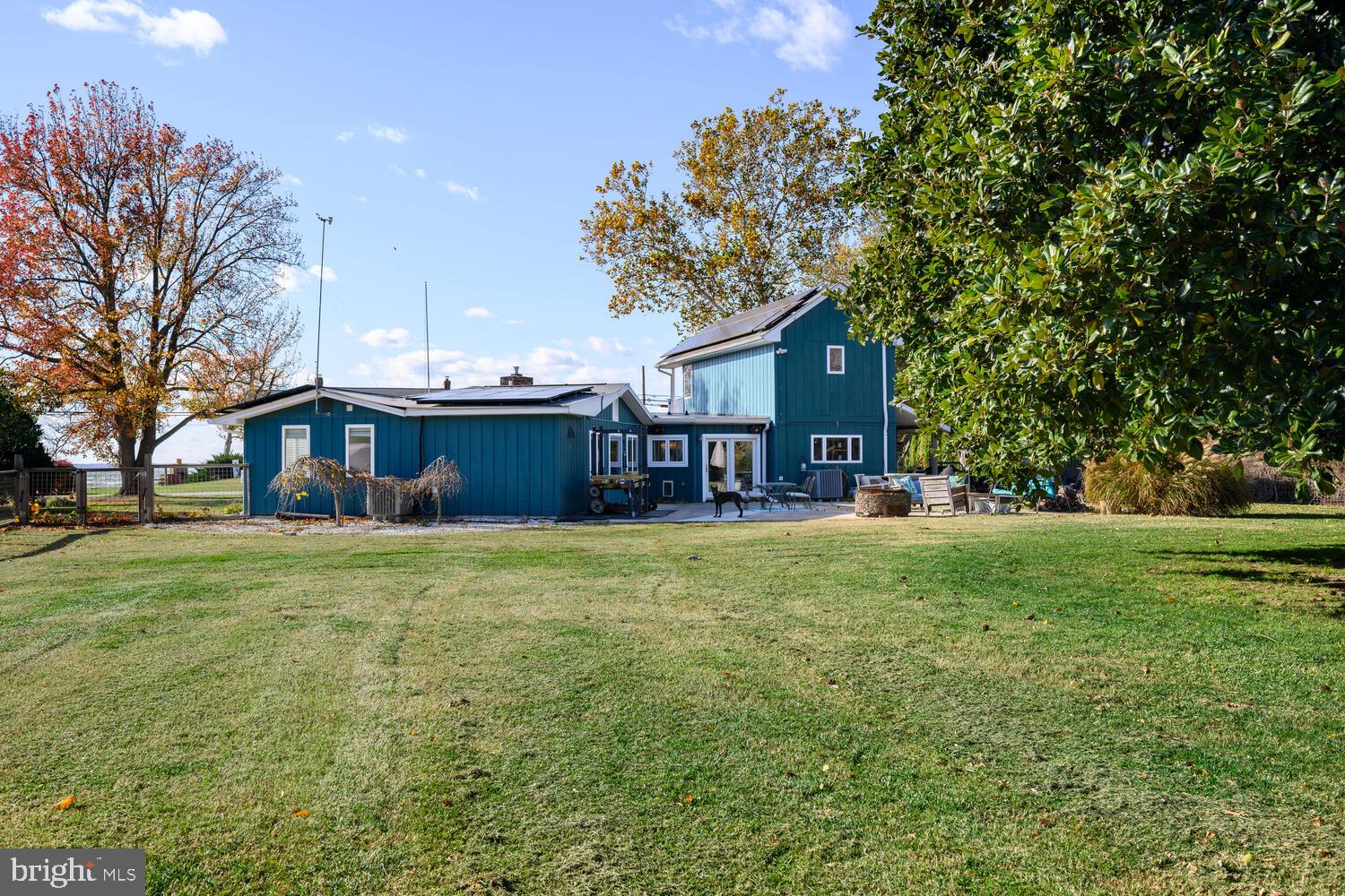 QUEEN ANNE COLONY - Residential