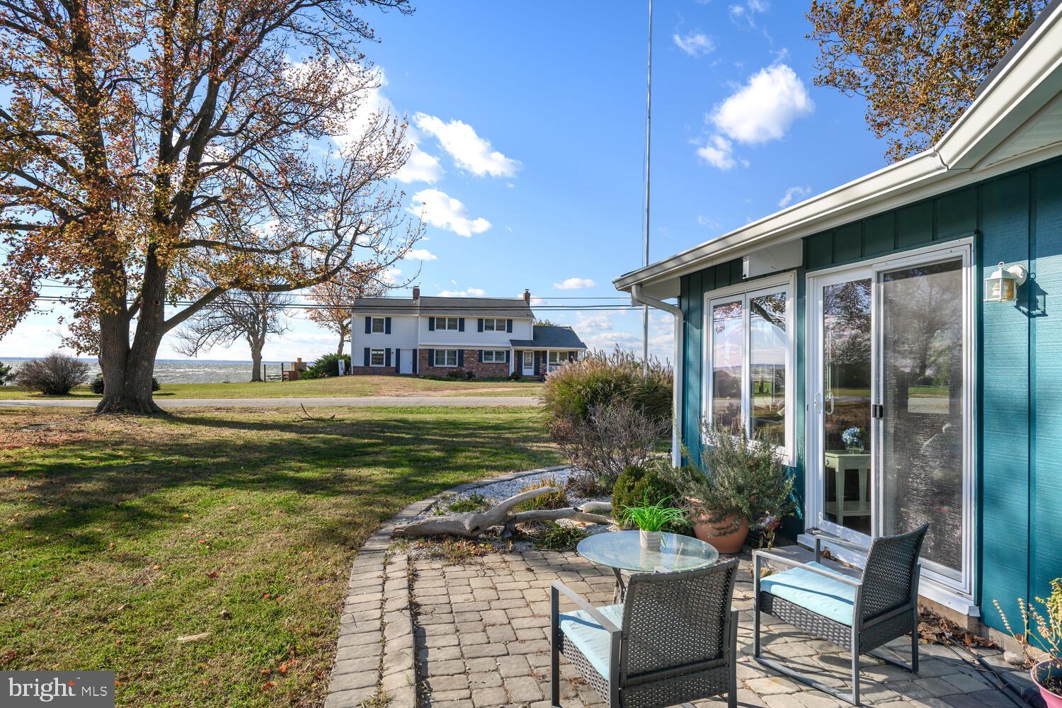 QUEEN ANNE COLONY - Residential