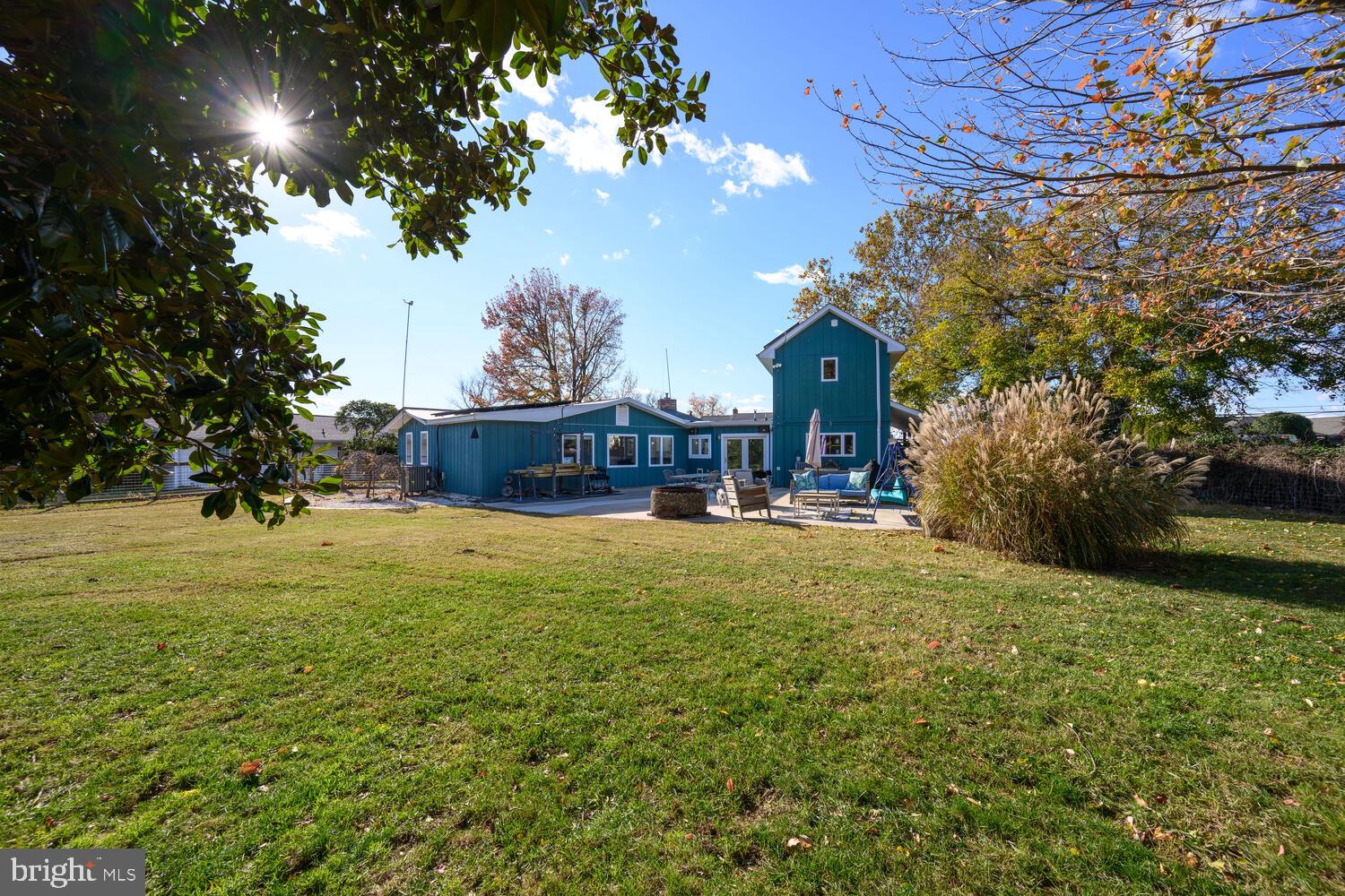 QUEEN ANNE COLONY - Residential