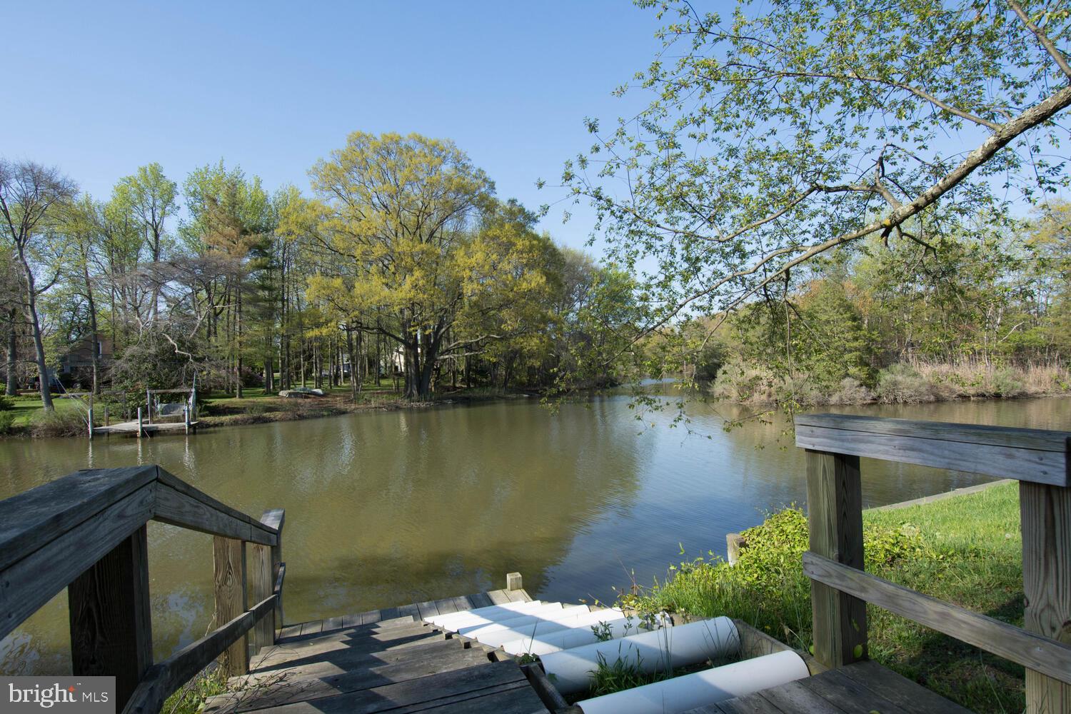 QUEEN ANNE COLONY - Residential