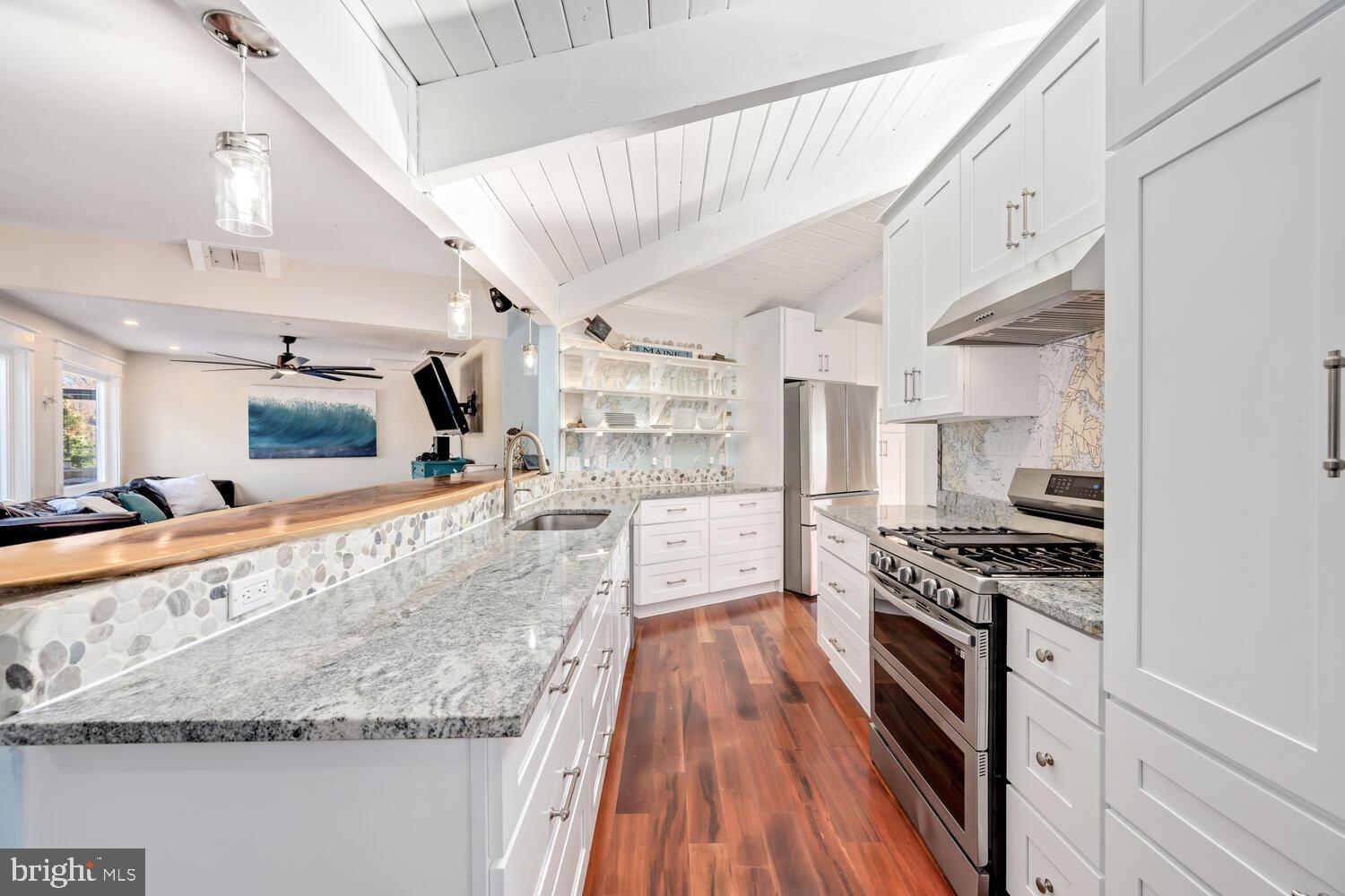 227 QUEEN ANNE CLUB DRIVE