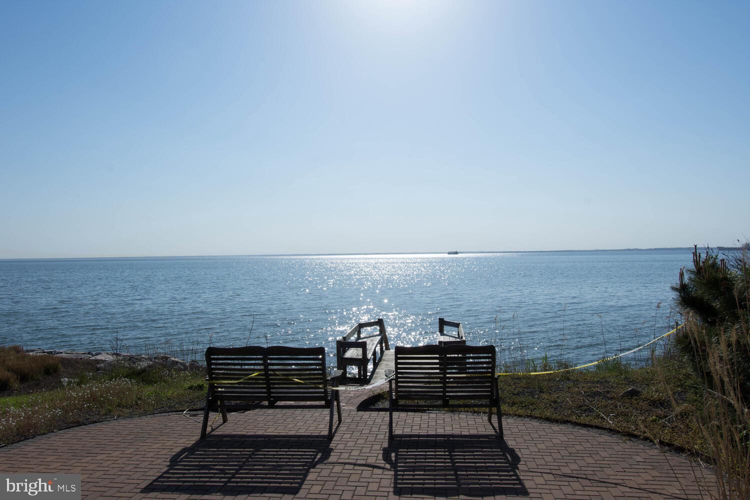 QUEEN ANNE COLONY - Residential