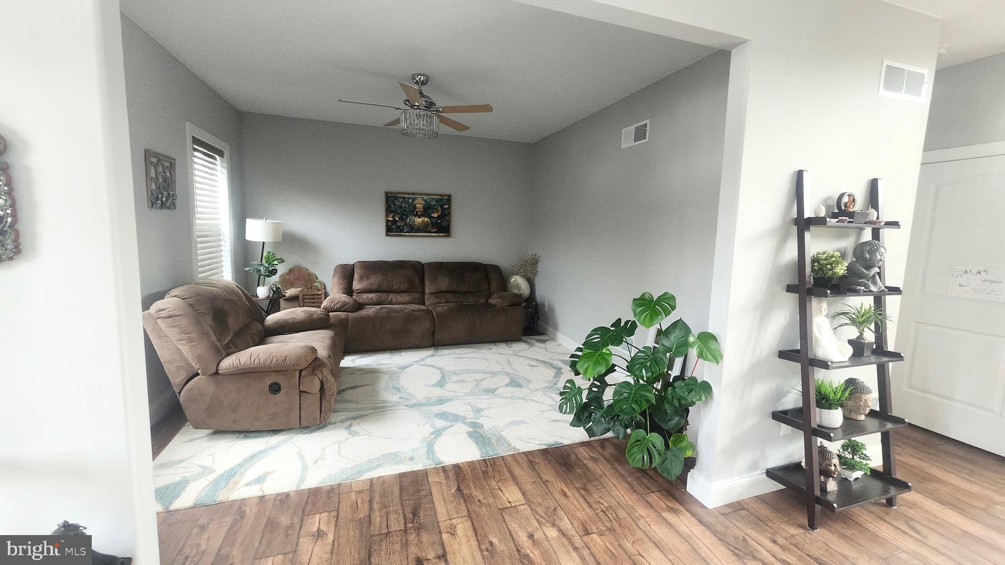 GRAND POINT CROSSING - Residential