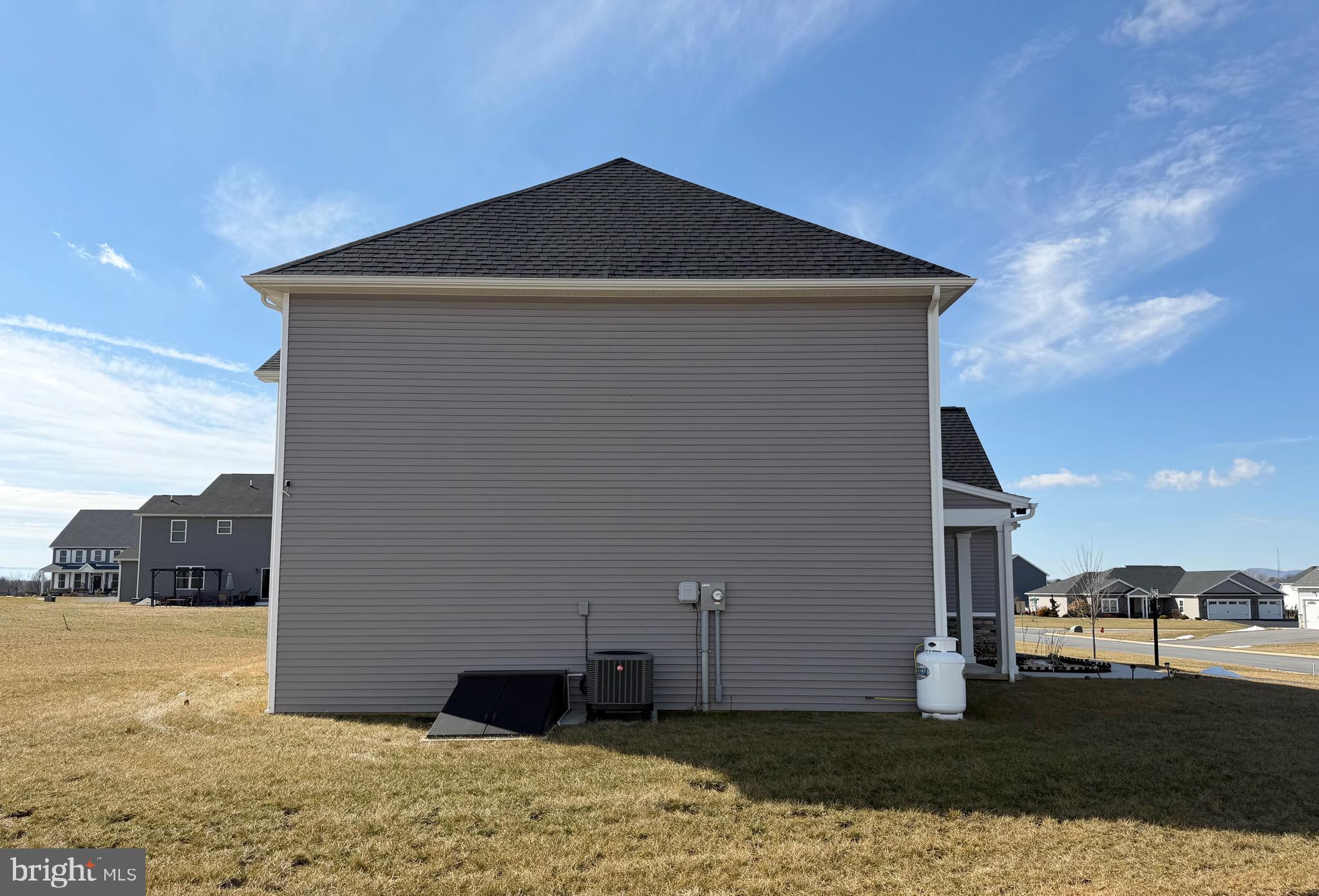 GRAND POINT CROSSING - Residential